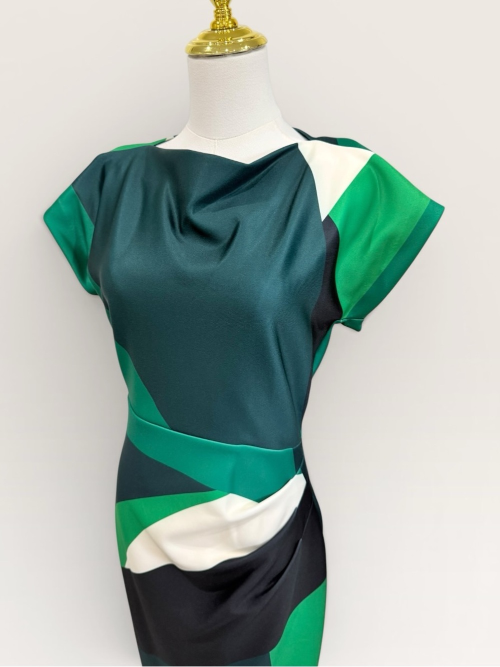 Donna Karen SHORT SLEEVE COLOR-BLOCK MIDI SHEATH DRESS GREEN SCUBA KNIT NWT SZ 2 - Picture 6 of 15